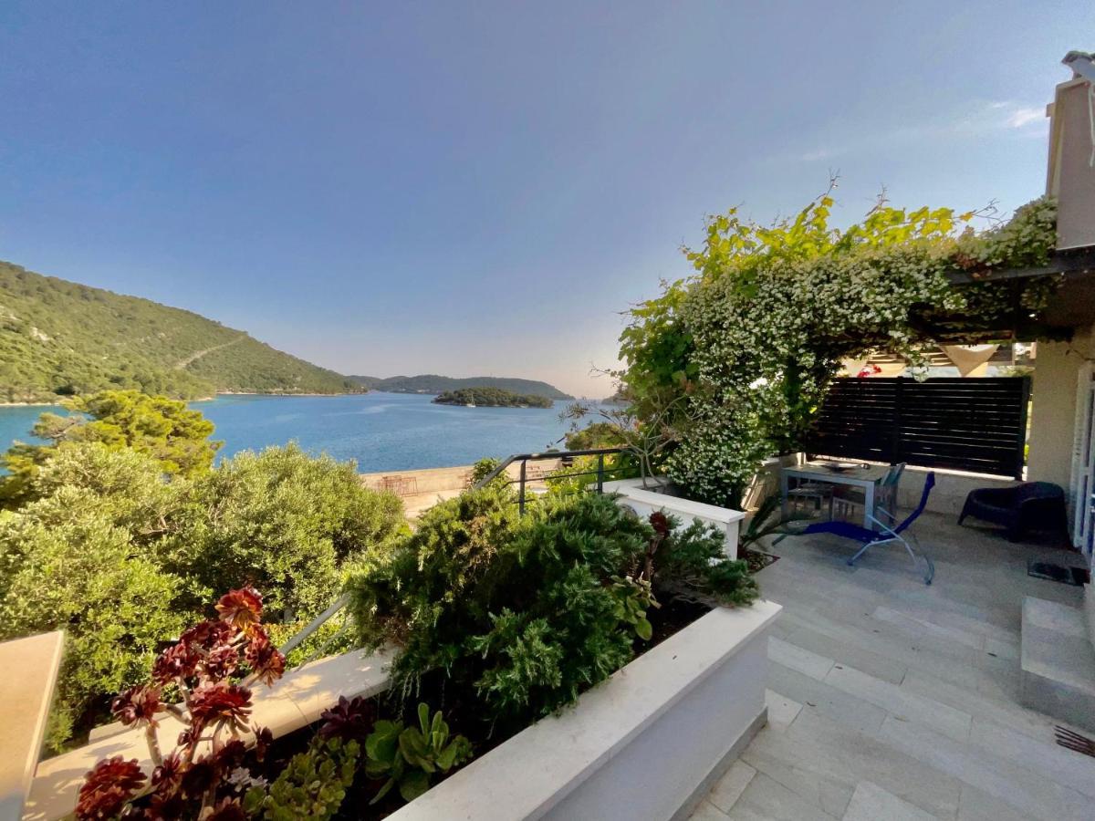 Villa Iva Lastovo Uble Exterior photo